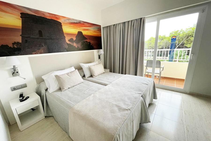 Invisa Ereso All Inclusive Es Cana Extérieur photo