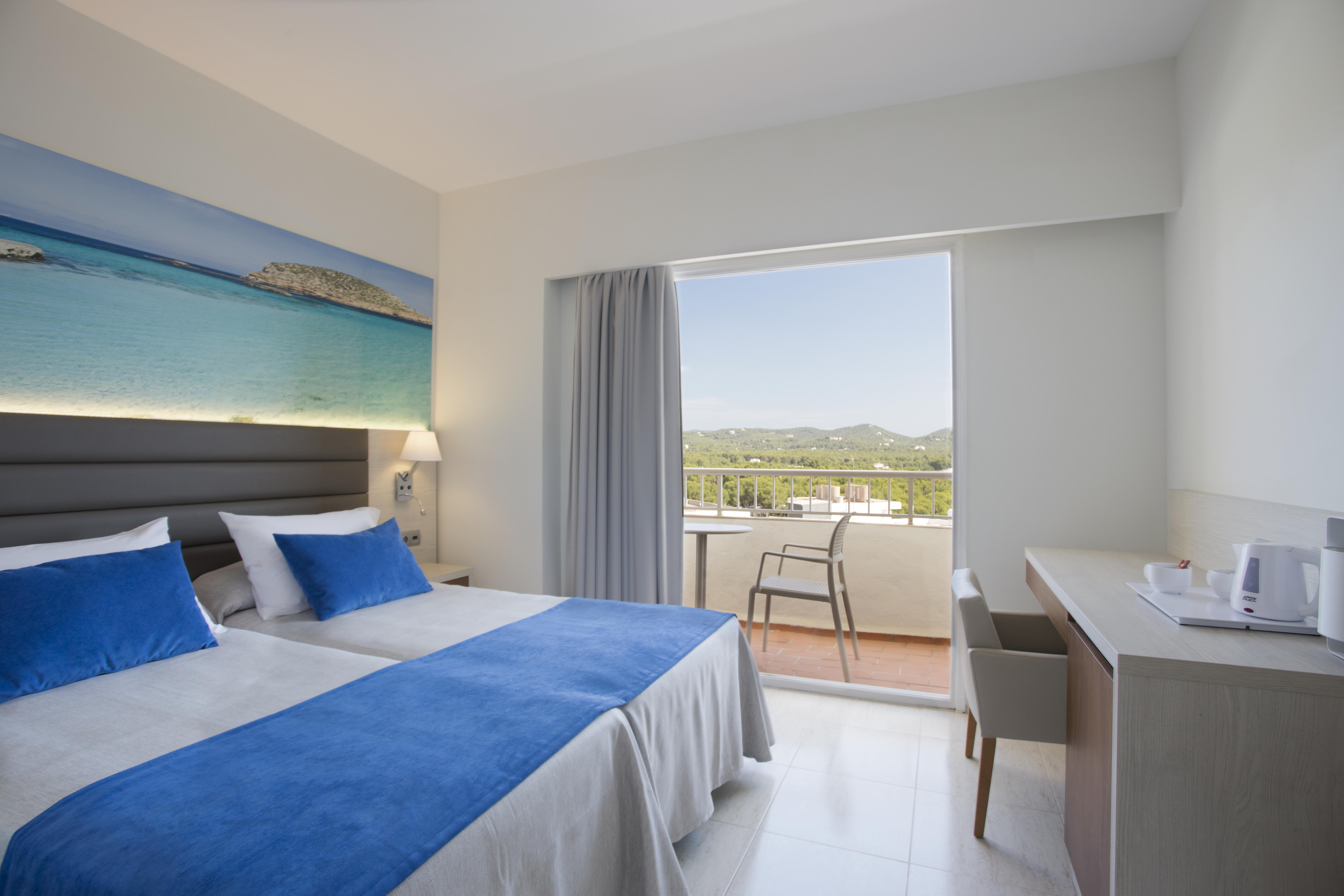 Invisa Ereso All Inclusive Es Cana Extérieur photo