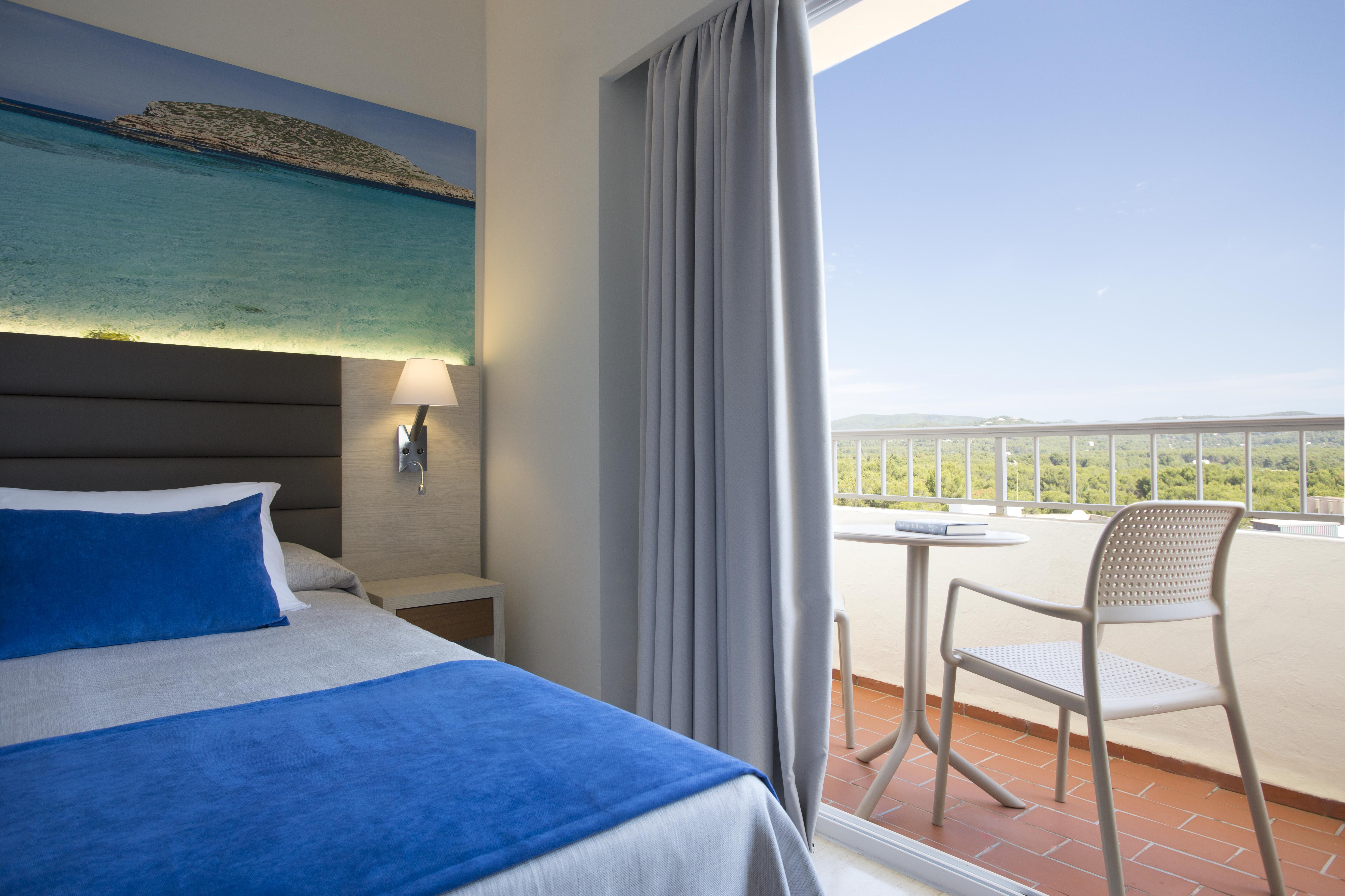 Invisa Ereso All Inclusive Es Cana Extérieur photo