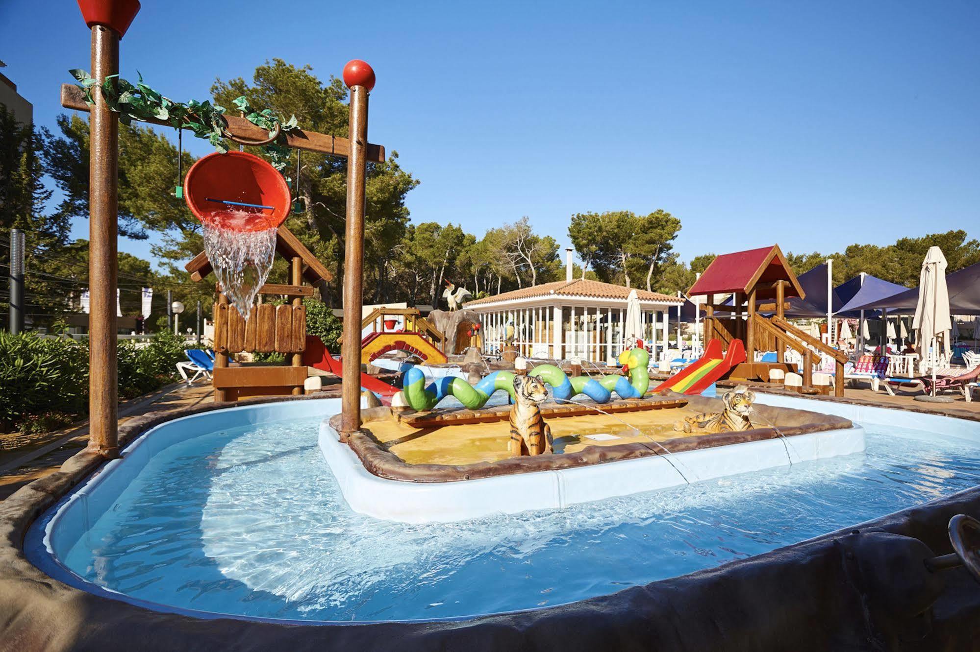 Invisa Ereso All Inclusive Es Cana Extérieur photo